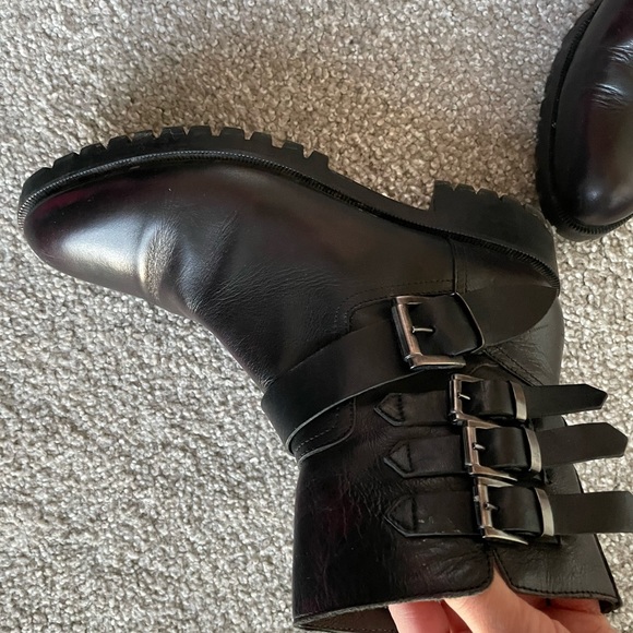 Ankle leather boots - Picture 7 of 7